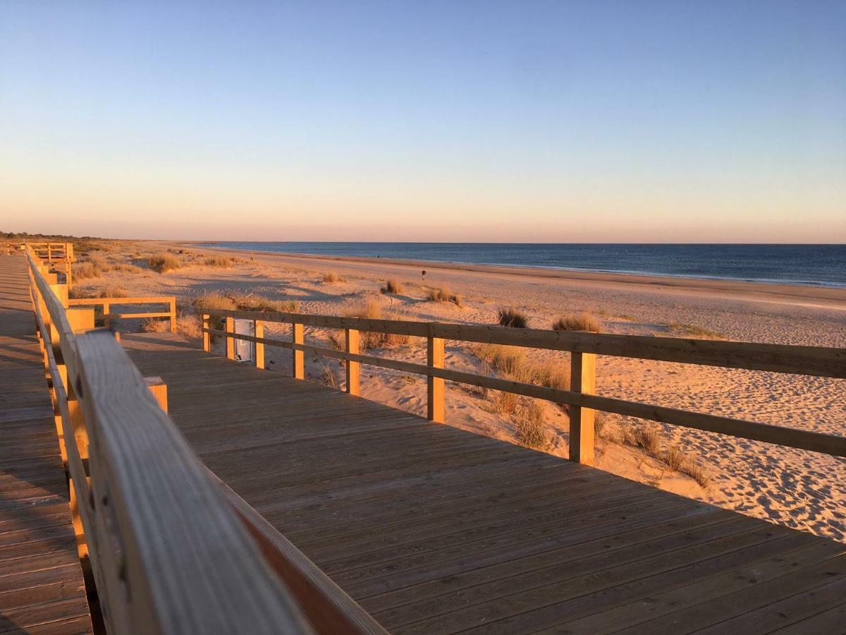 Beach House Carmen Monte Gordo Buitenkant foto